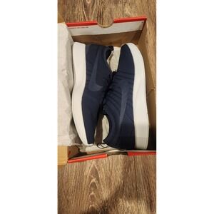 Men's Size 8.5 - Nike Dual tone Racer SE Blue, New